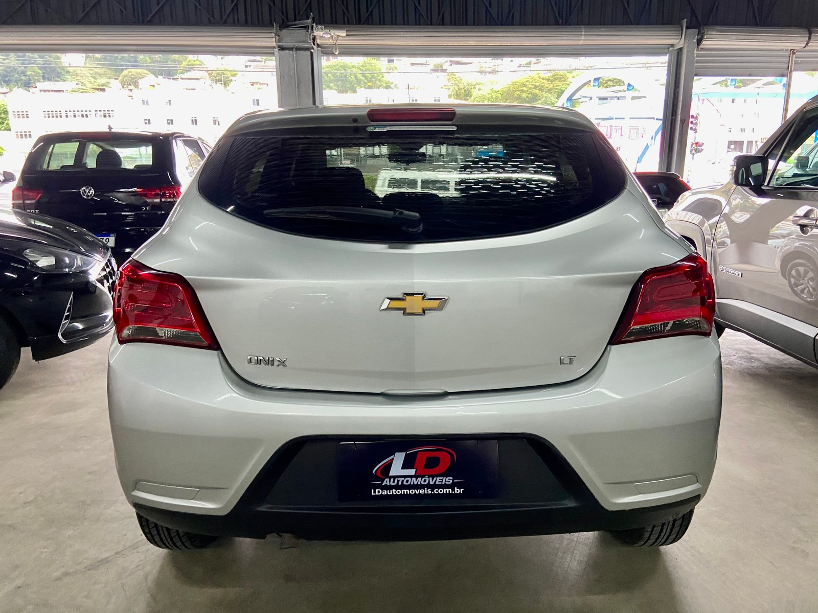 Chevrolet Onix LT 1.0