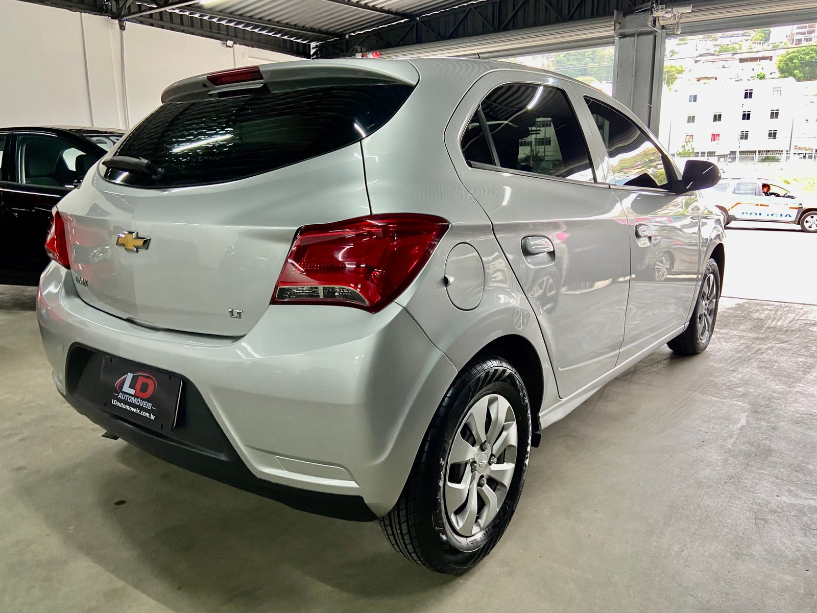 Chevrolet Onix LT 1.0