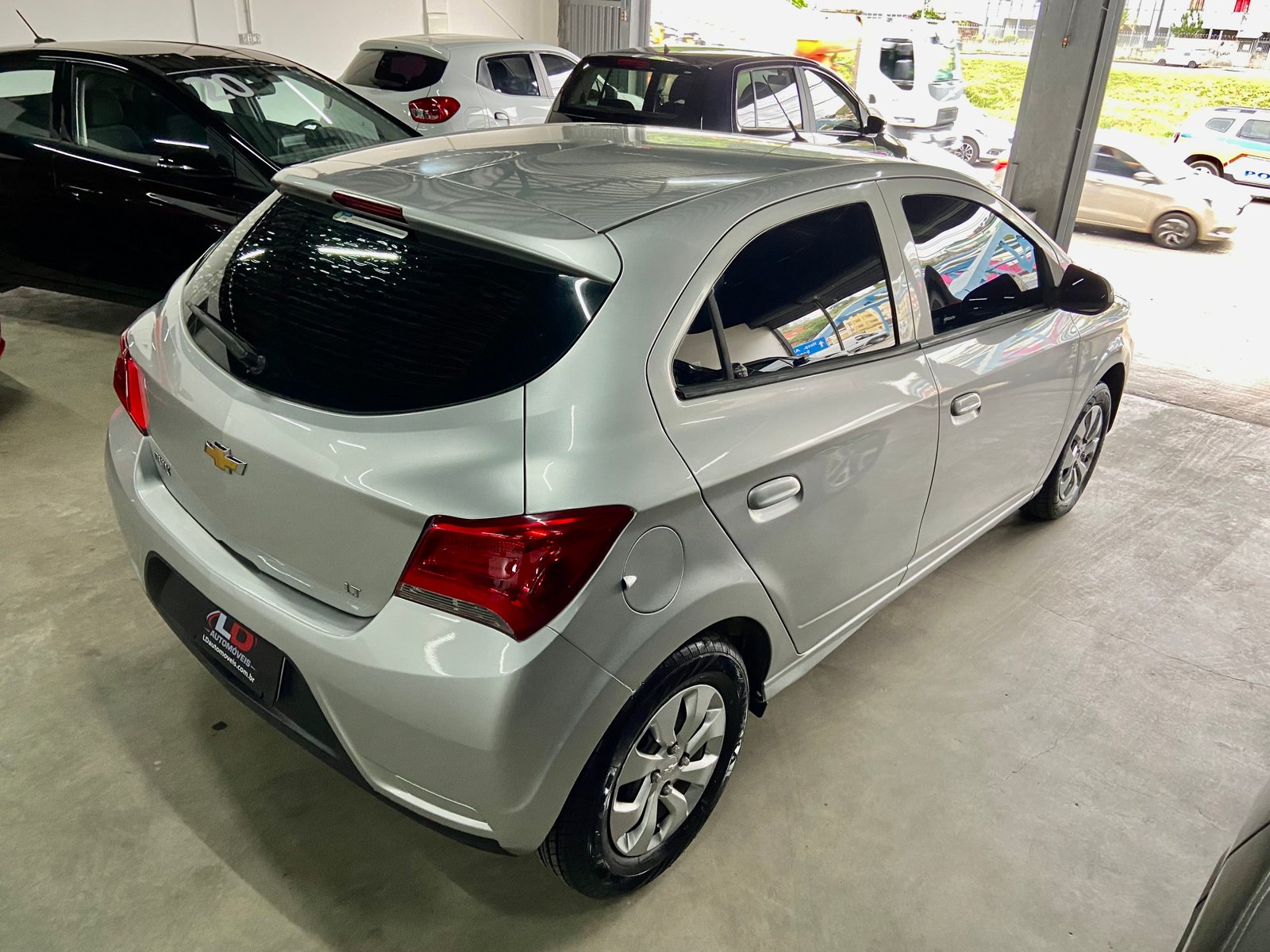 Chevrolet Onix LT 1.0