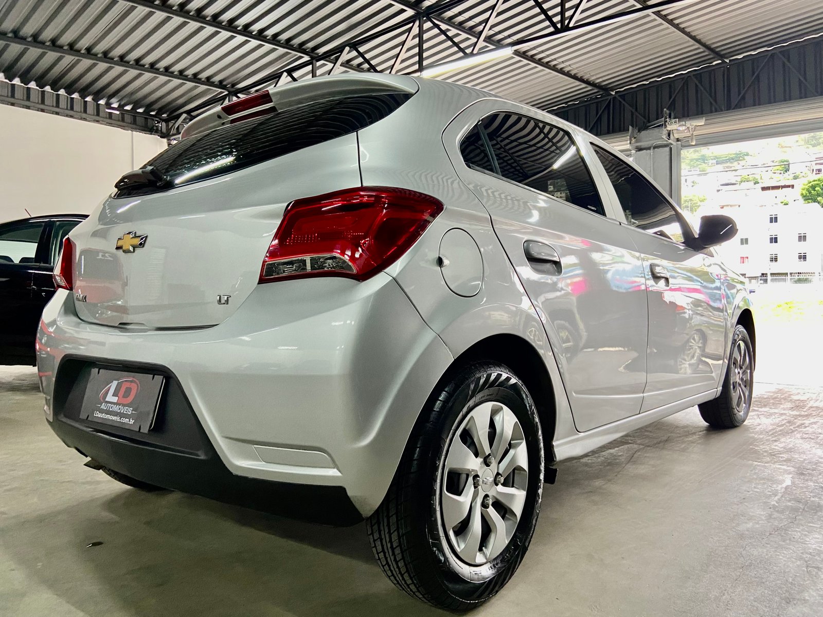 Chevrolet Onix LT 1.0