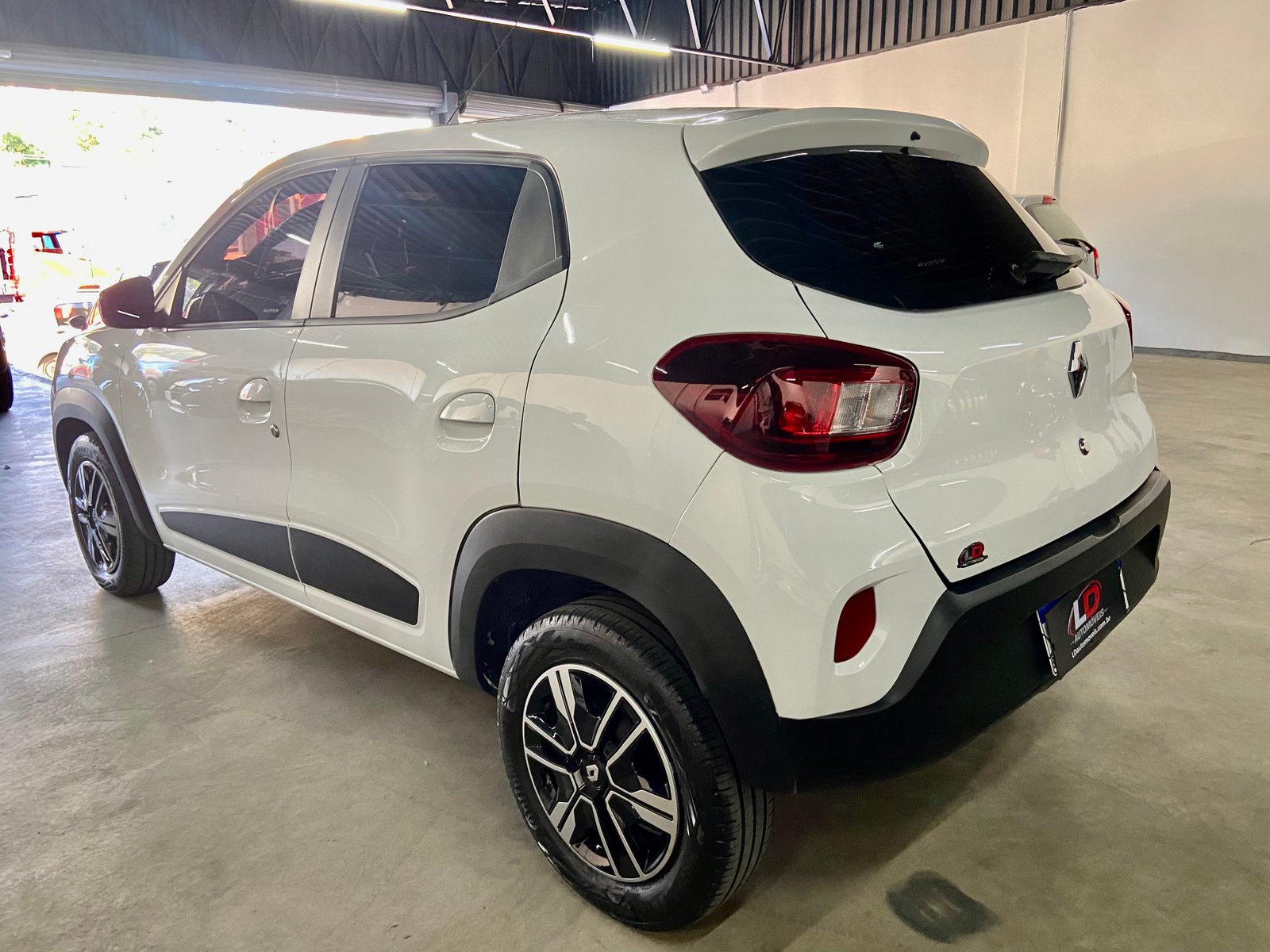Renault Kwid Intense 1.0 flex 12v 5p Mec.