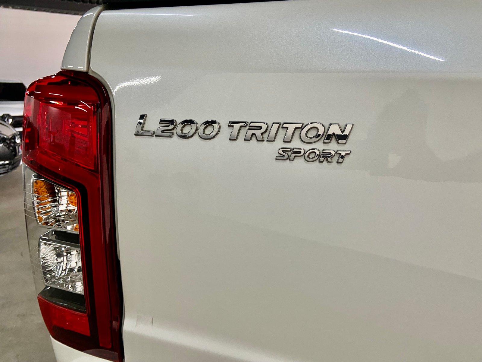 Mitsubishi L200 Triton Sport HPE CD 2.4 Diesel Aut.