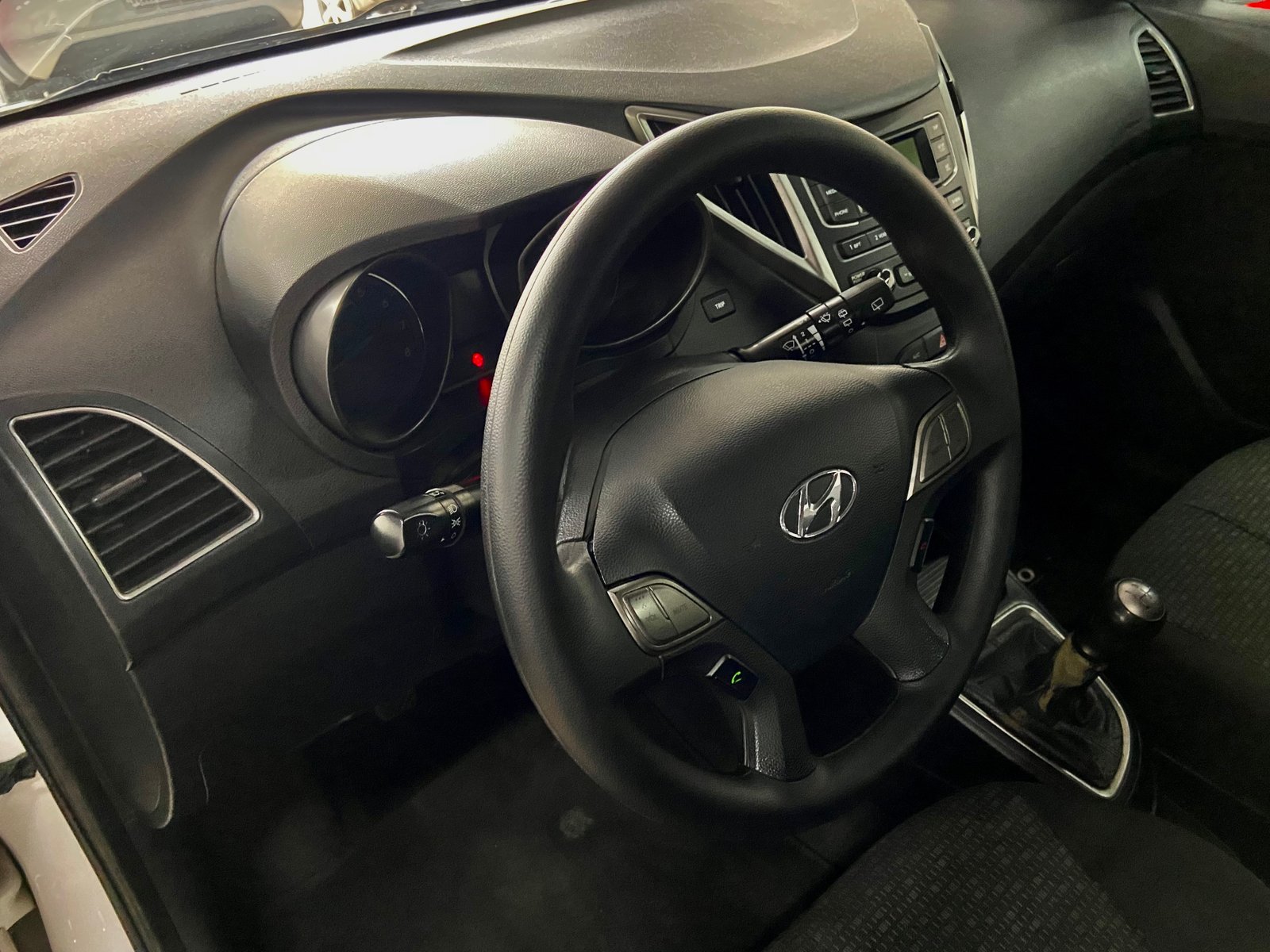 Hyundai HB20 Unique 1.0 flex manual .