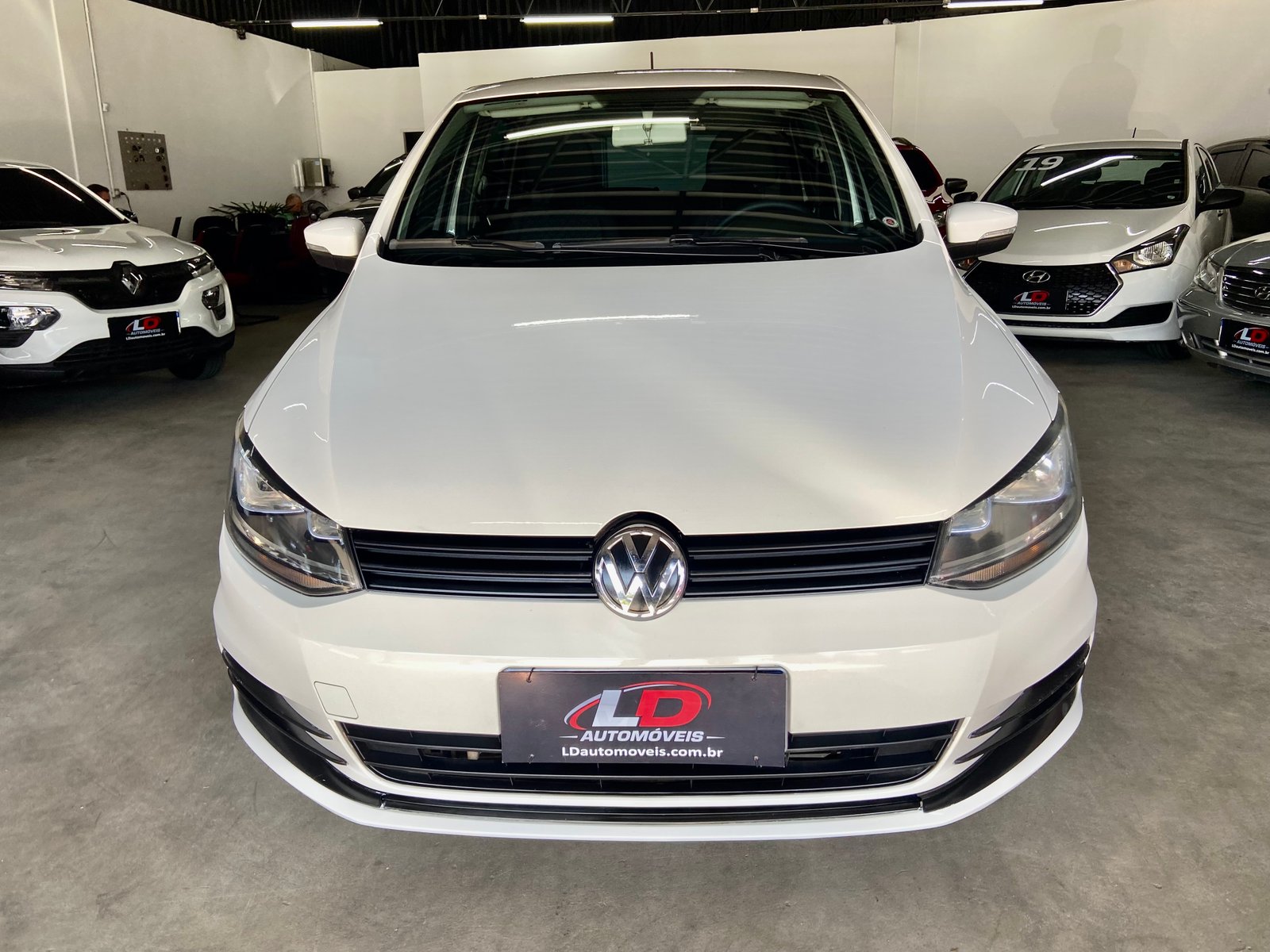 Volkswagen Fox Tredline 1.0 12v flex manual